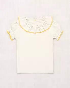 Balloon sleeve t-shirt in marzipan color.