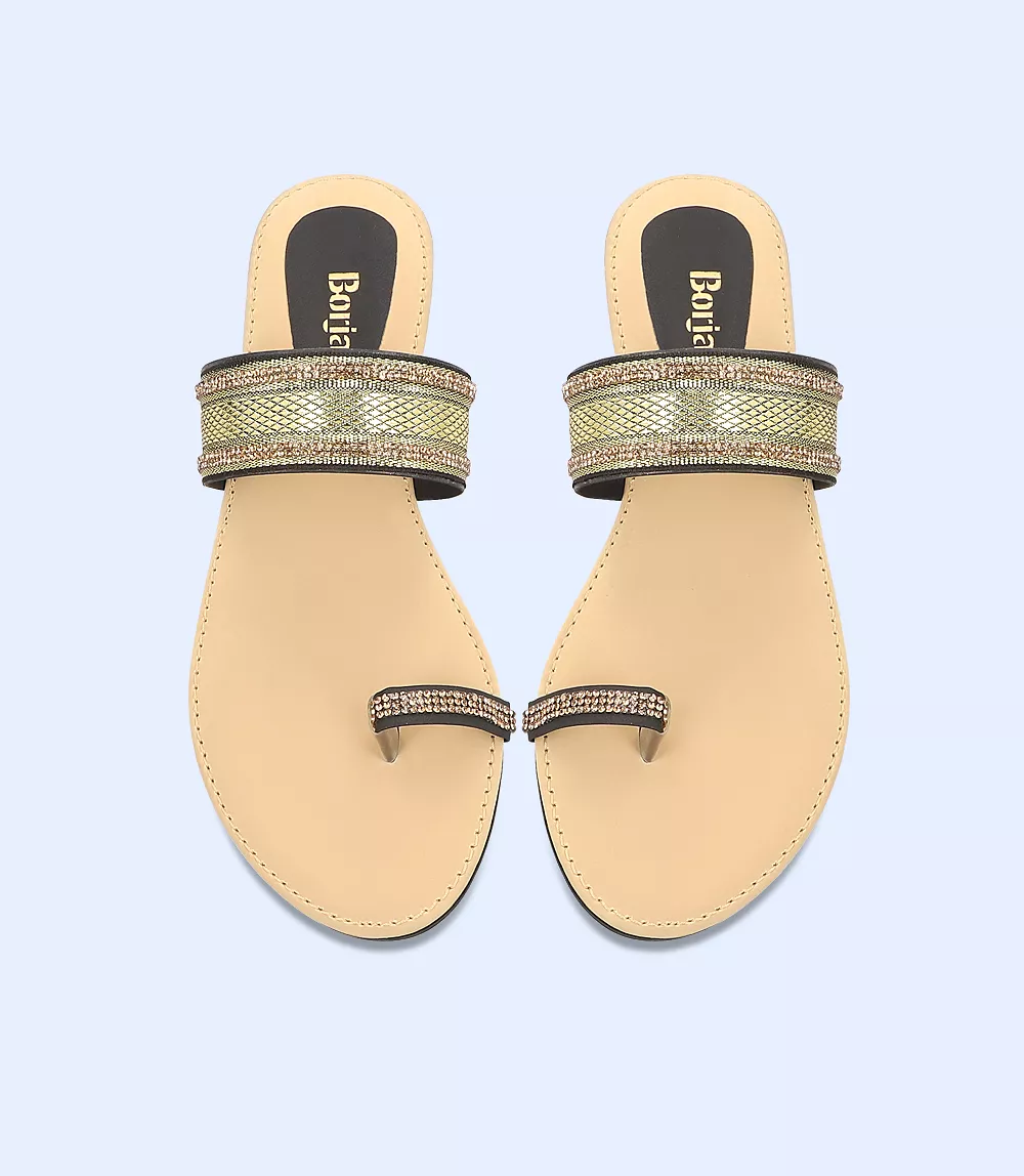 black casual slipper for women