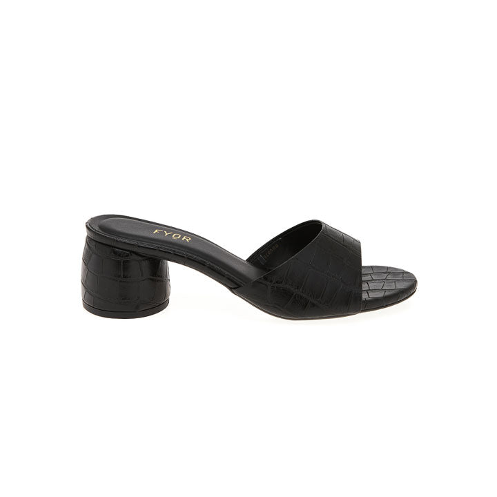 Casual Round Heel BDV 075 - Textured and Stylish