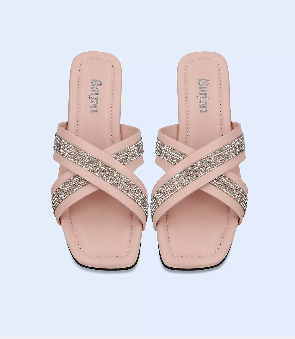 Casual Slipper for Women in Pink - BW8358 Tea Product