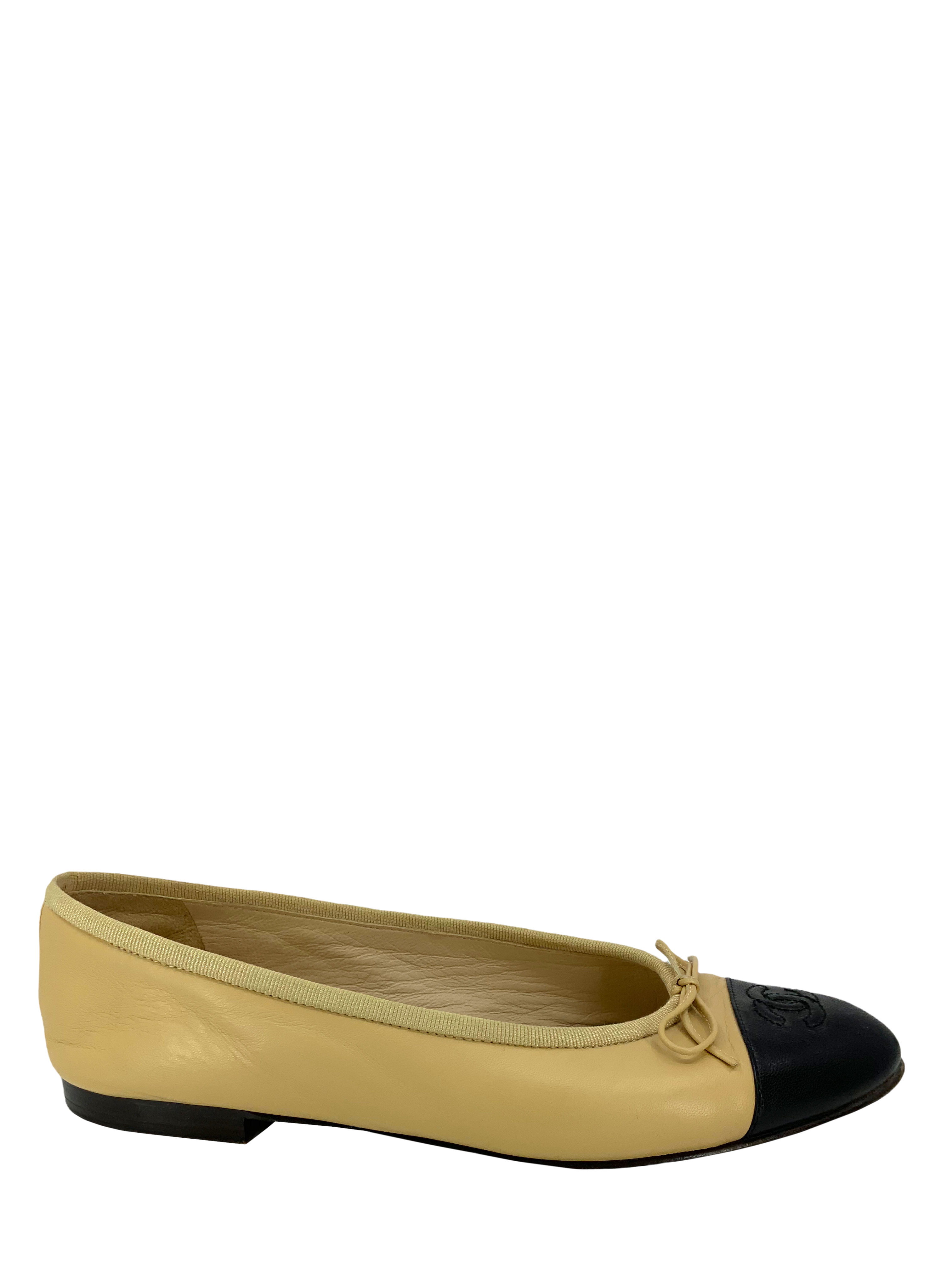 Chanel Ballet Flats with CC Cap Toe in Lambskin Leather - Size 8.5.