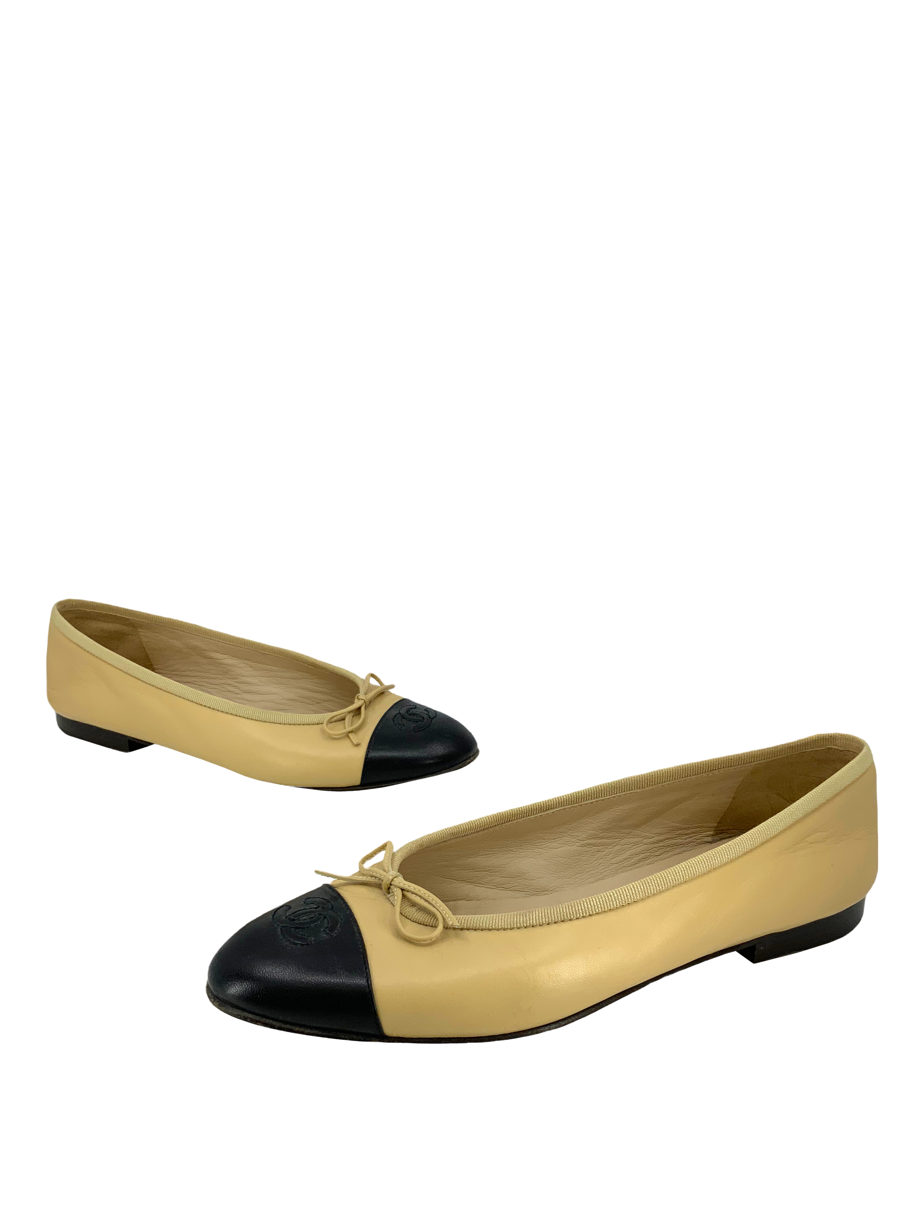 Chanel Ballet Flats with CC Cap Toe in Lambskin Leather - Size 8.5.