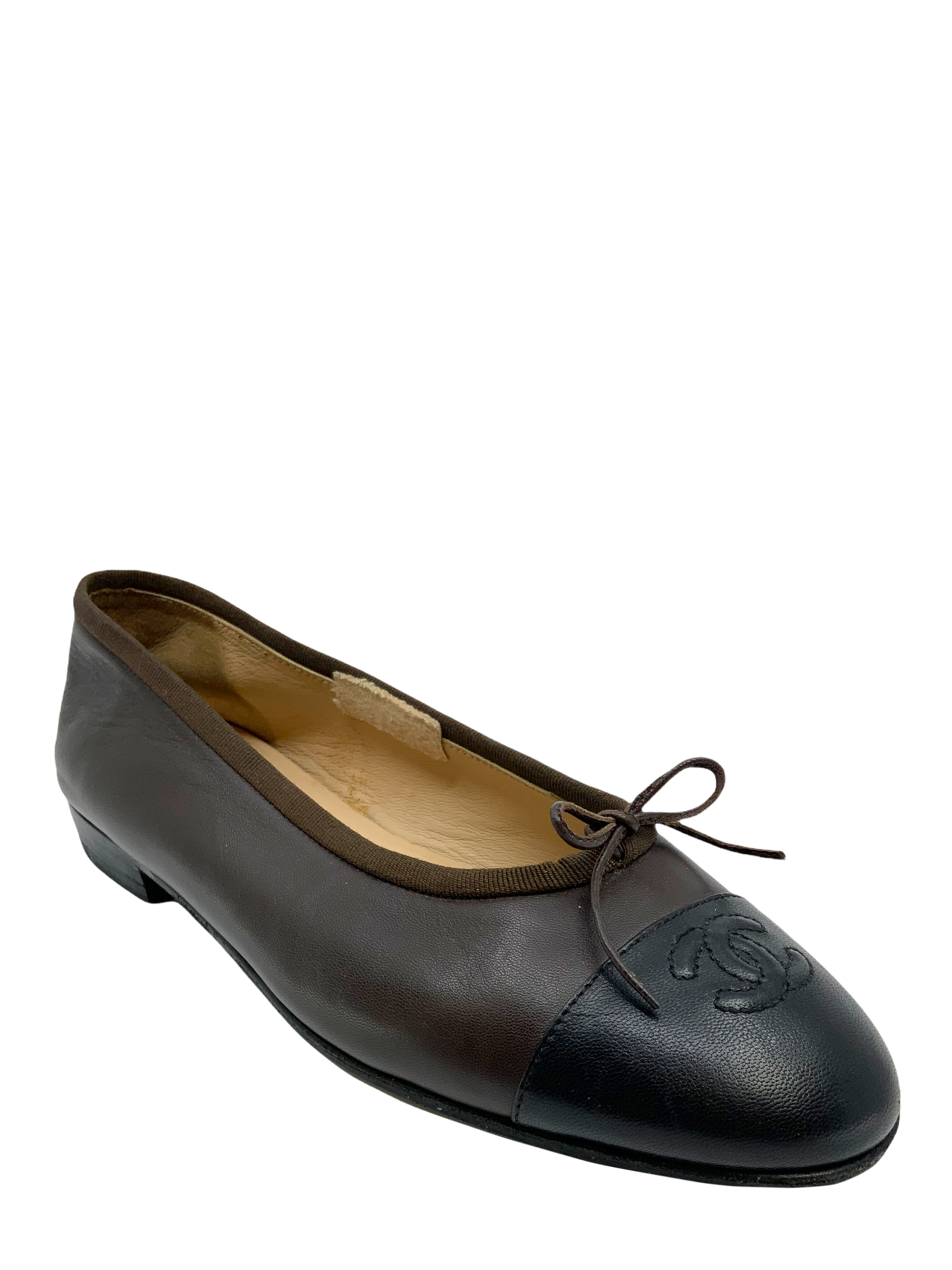 CHANEL Cap Toe Lambskin Leather Ballet Flats - Size 8