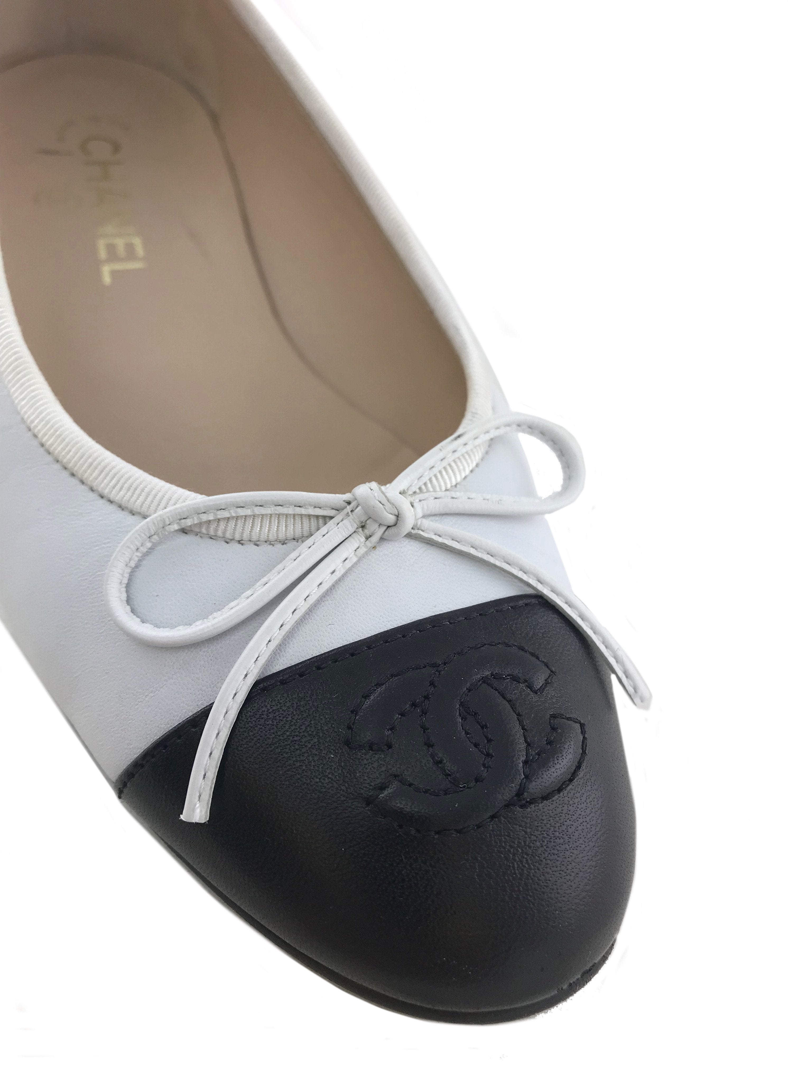 Chanel CC Cap Toe Leather Ballet Flats - Size 8