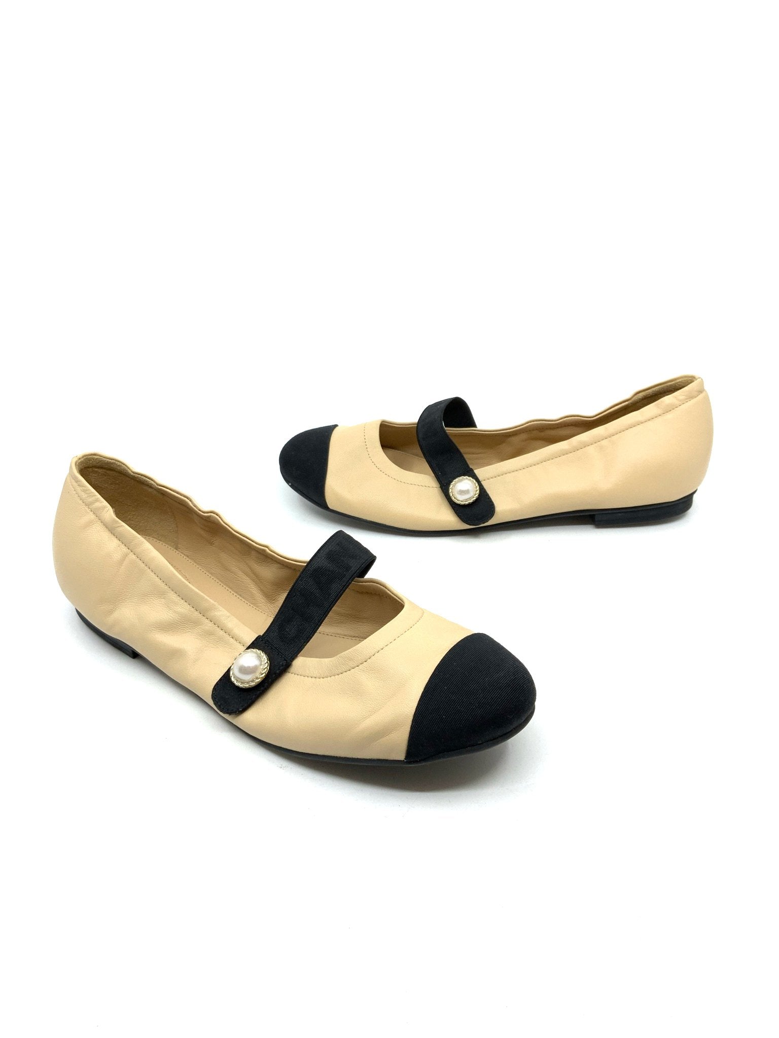 Chanel Lambskin Cap Toe Ballet Flats Size 9 for sale.