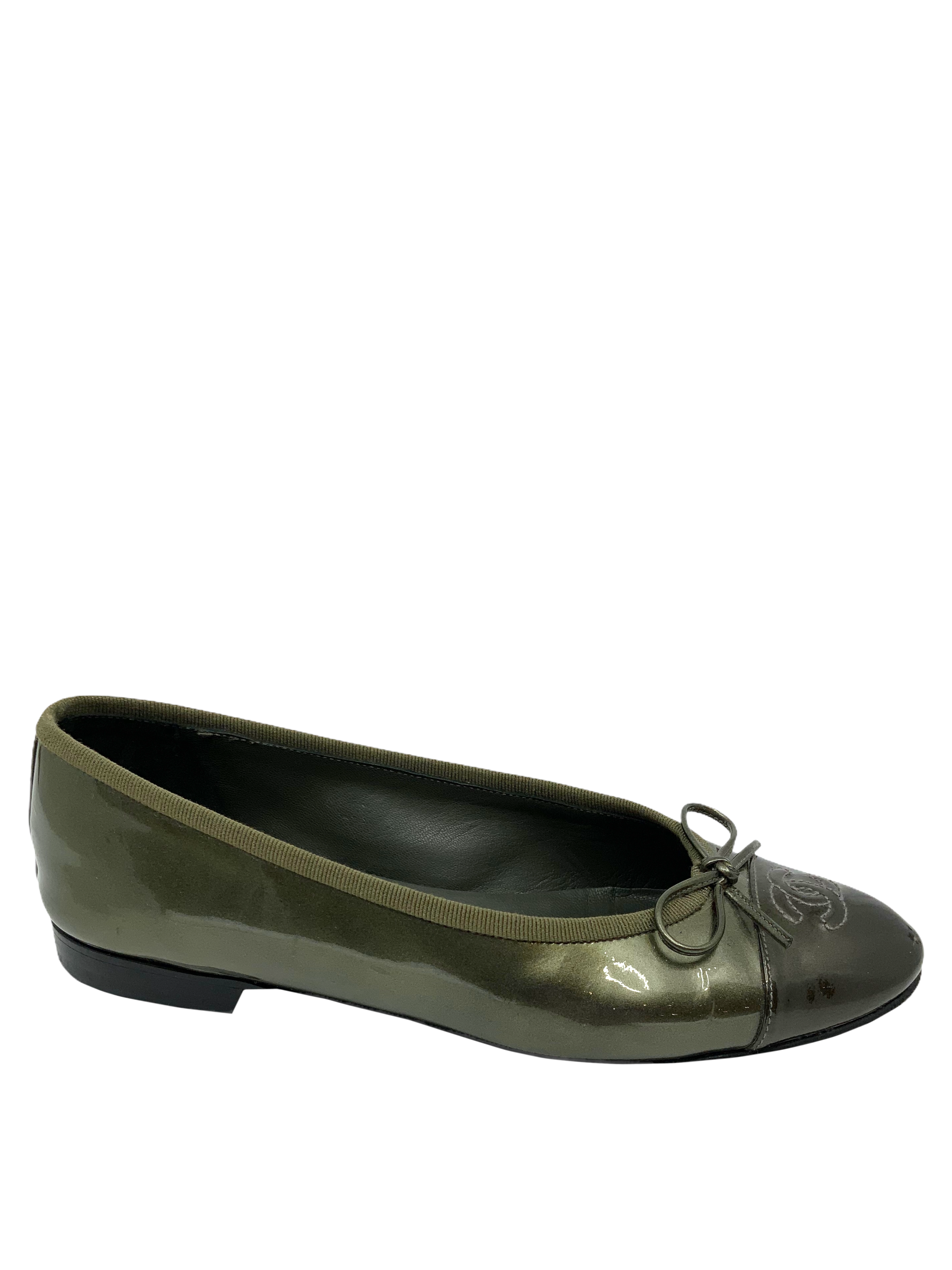 Chanel Patent Leather CC Cap Toe Ballet Flats 7