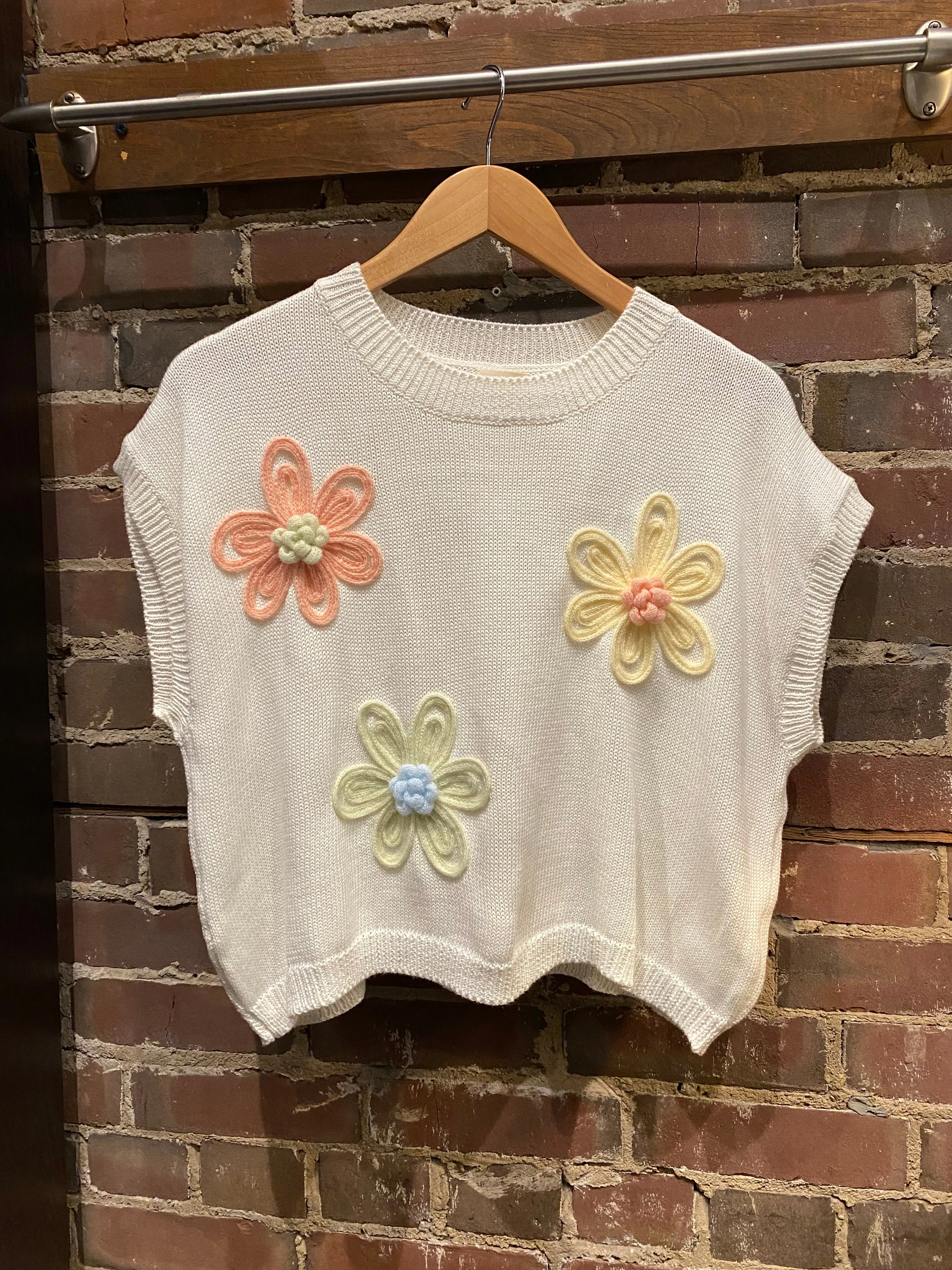 Floral Applique Knit Tank Top