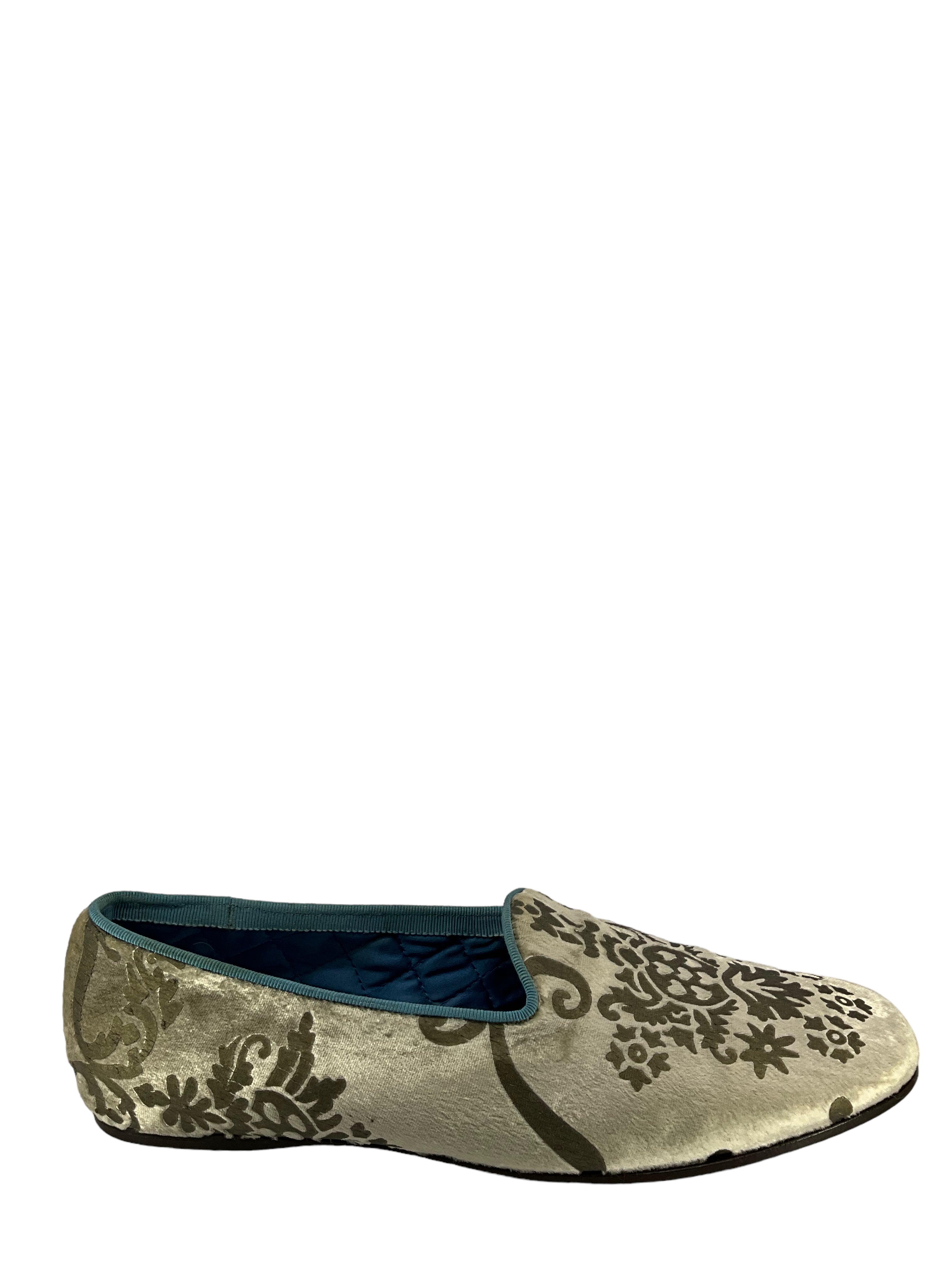 Gucci gold brocade flats, size 7.5 - Shop now!