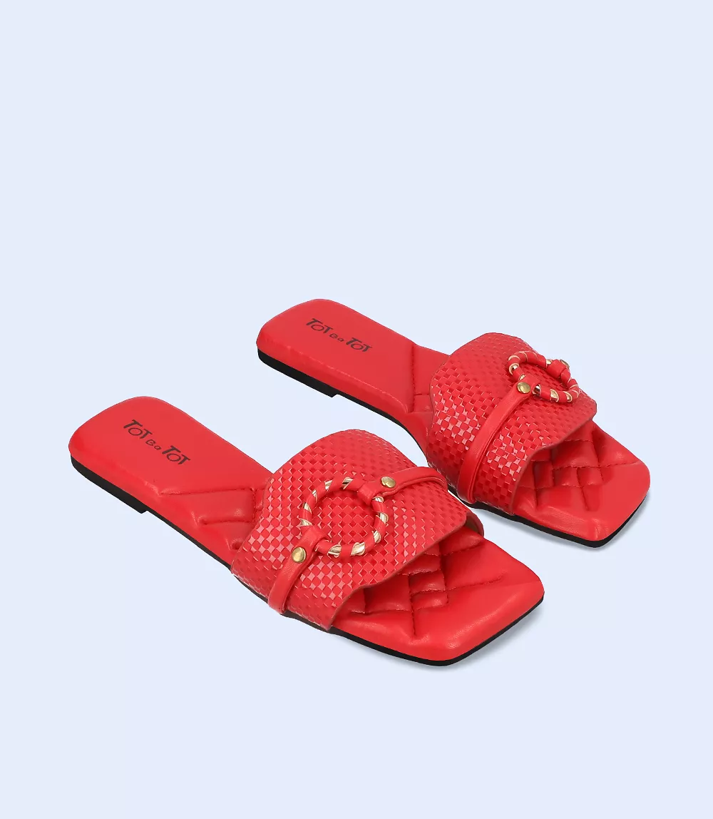 KG0031 slipper for girls in casual style, red color.