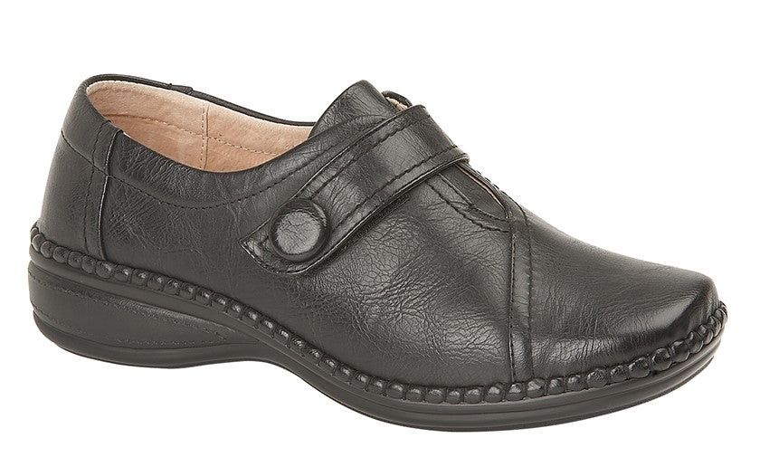 L436A Wide Black Strap Boulevard Ladies Shoe with Tit Hook & Loop