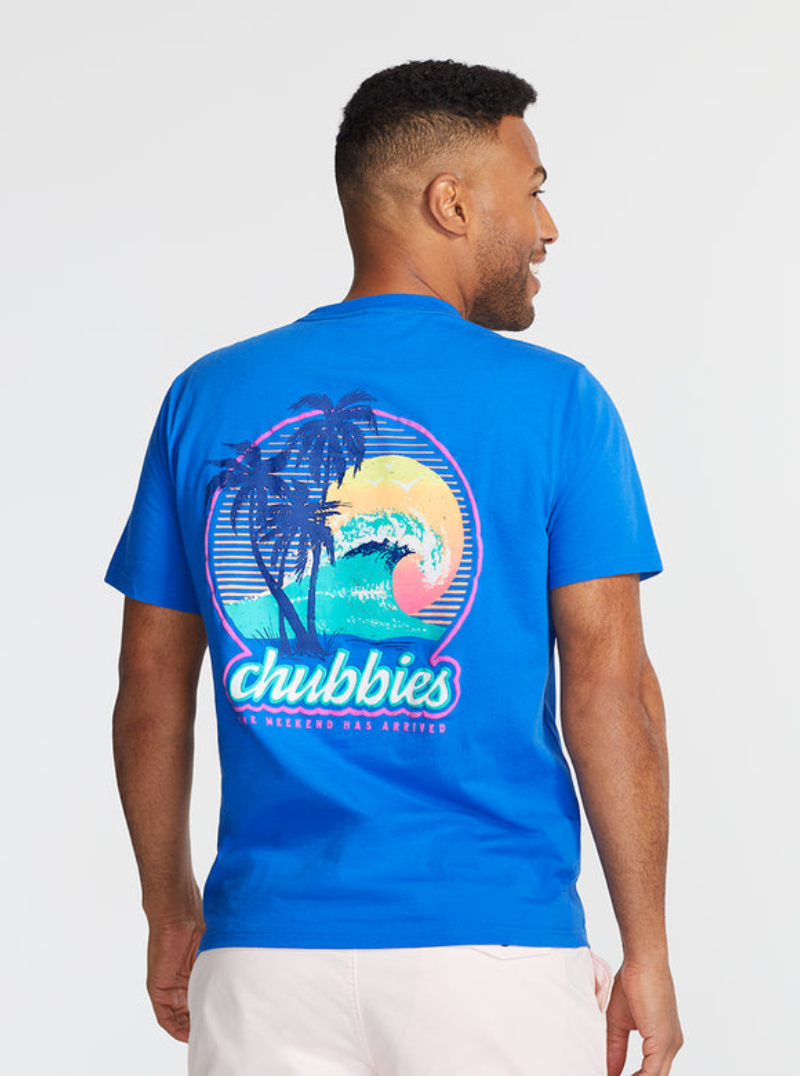 The Giant Wave T-shirt - Shop Now for Stylish and Trendy Ocean-Inspired Tee.