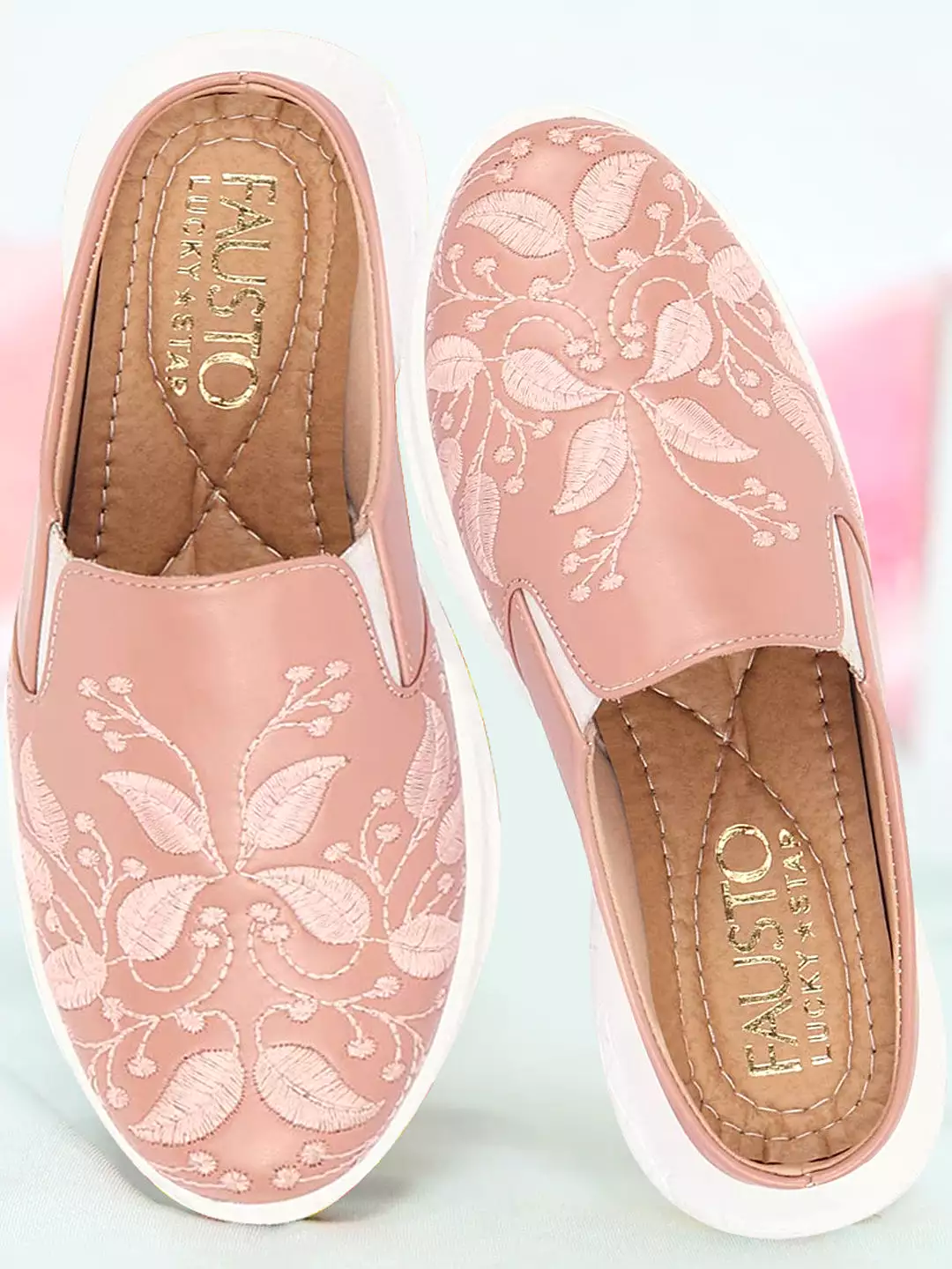 Women Peach Leaf Embroidery Back Open Mules Shoes